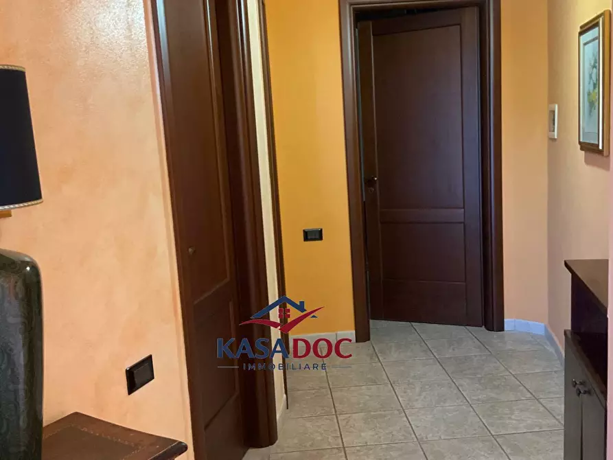 Immagine 31 di Villa in vendita  in Via M. A. Cassiodoro a Catanzaro