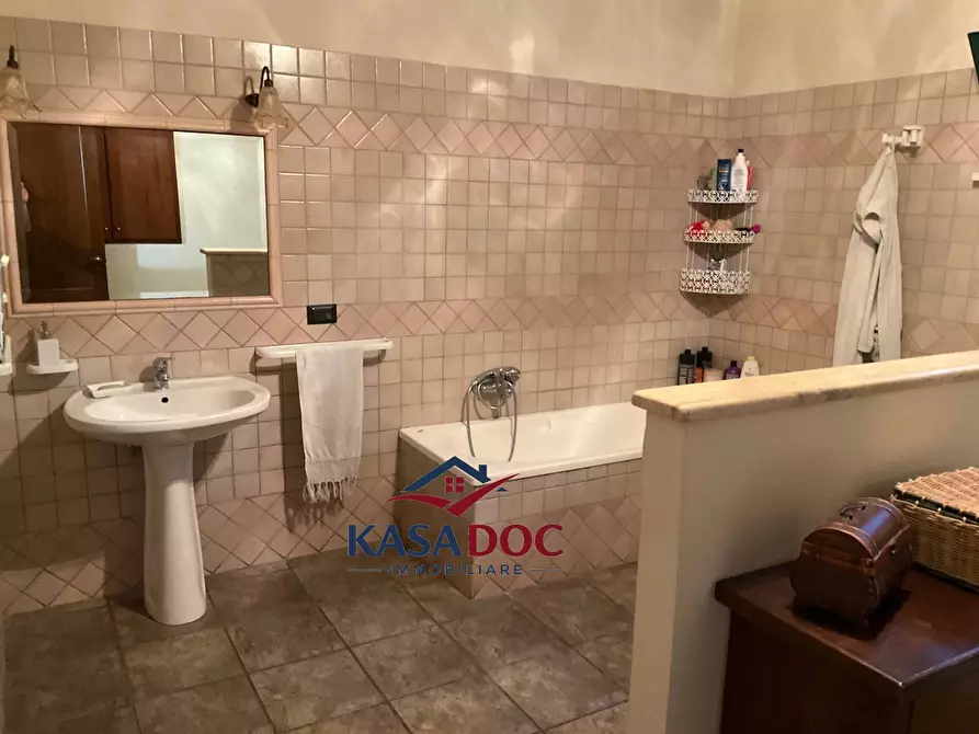 Immagine 49 di Villa in vendita  in Via M. A. Cassiodoro a Catanzaro