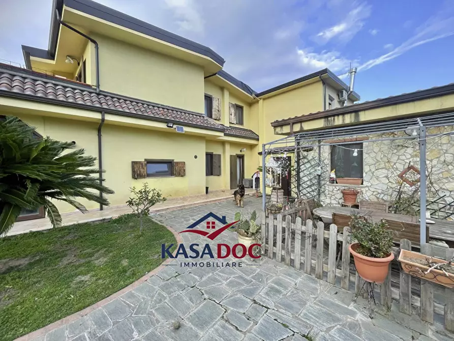 Immagine 6 di Villa in vendita  in Contrada  Fallacco a Amaroni