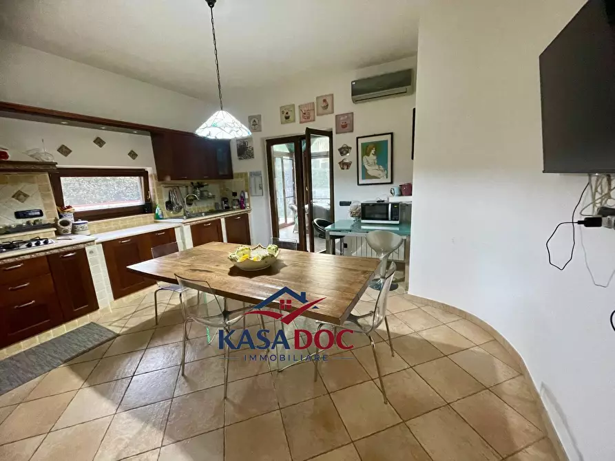 Immagine 13 di Villa in vendita  in Contrada  Fallacco a Amaroni