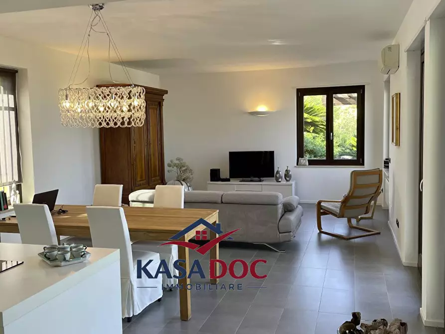 Immagine 13 di Villa in vendita  in Via M. A. Cassiodoro a Soverato