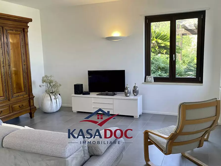Immagine 14 di Villa in vendita  in Via M. A. Cassiodoro a Soverato
