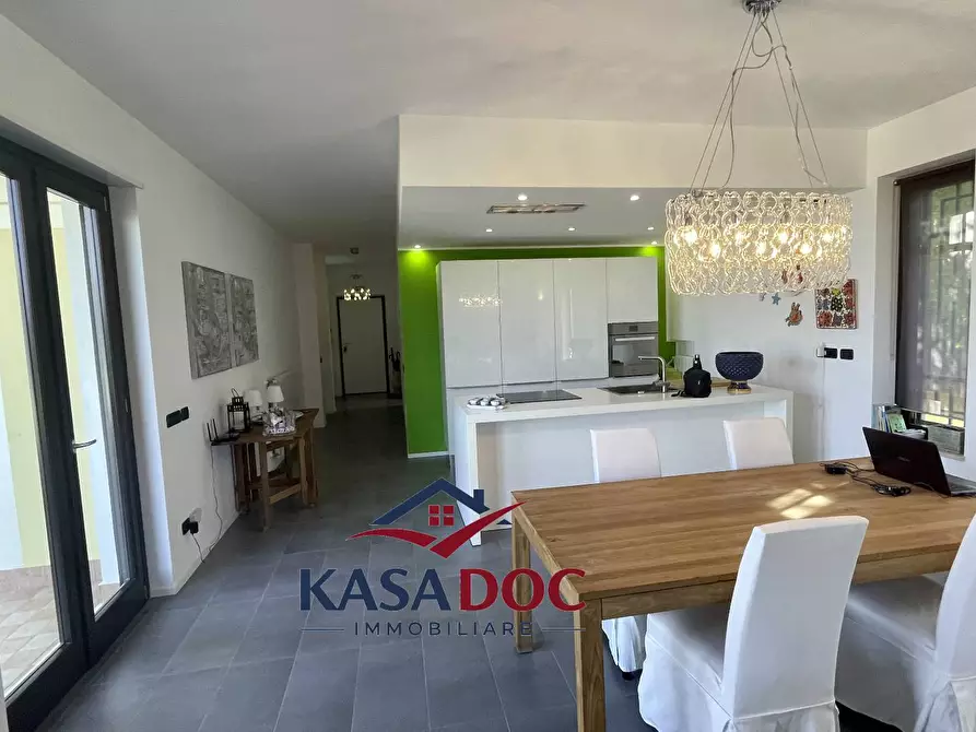 Immagine 15 di Villa in vendita  in Via M. A. Cassiodoro a Soverato