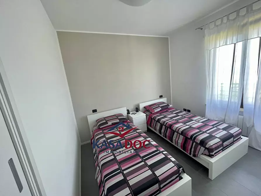 Immagine 22 di Villa in vendita  in Via M. A. Cassiodoro a Soverato