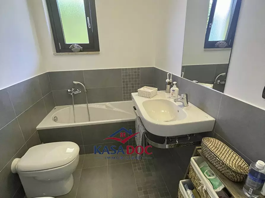 Immagine 25 di Villa in vendita  in Via M. A. Cassiodoro a Soverato