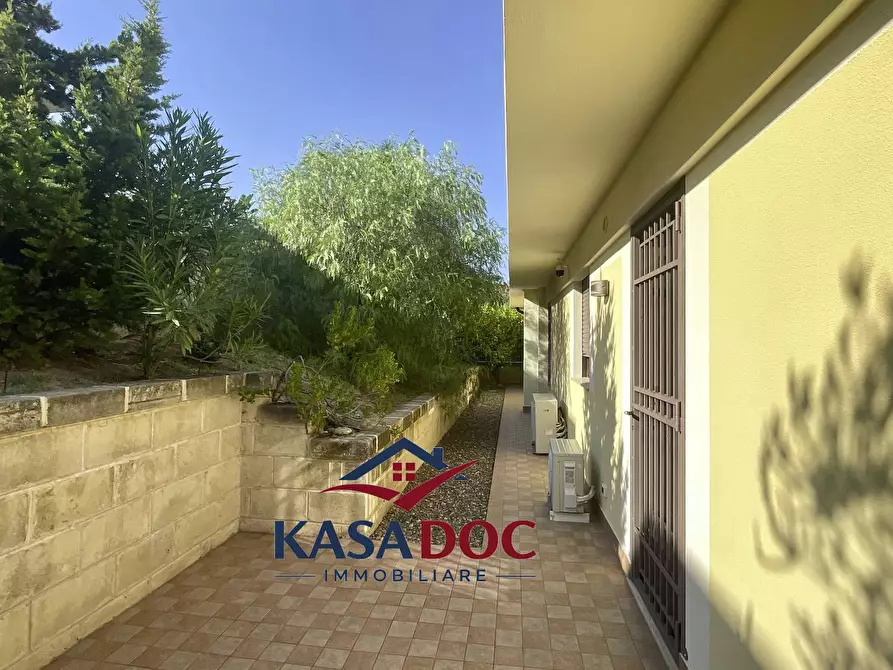 Immagine 31 di Villa in vendita  in Via M. A. Cassiodoro a Soverato