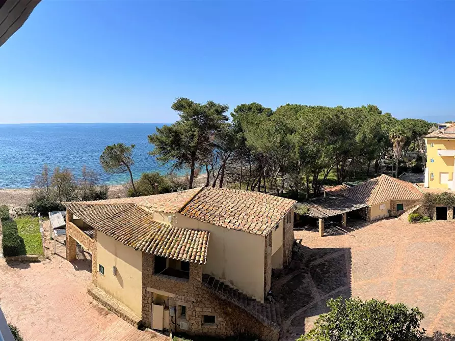 Immagine 15 di Appartamento in vendita  in Località Praialonga a Isola Di Capo Rizzuto
