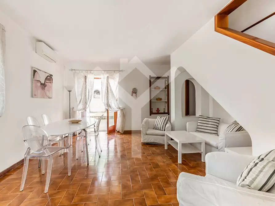 Immagine 1 di Villa in affitto  in Via del Castiglione a Capri