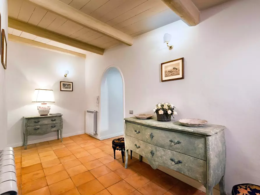 Immagine 25 di Villa in affitto  in Via Dei Due Ponti a Roma