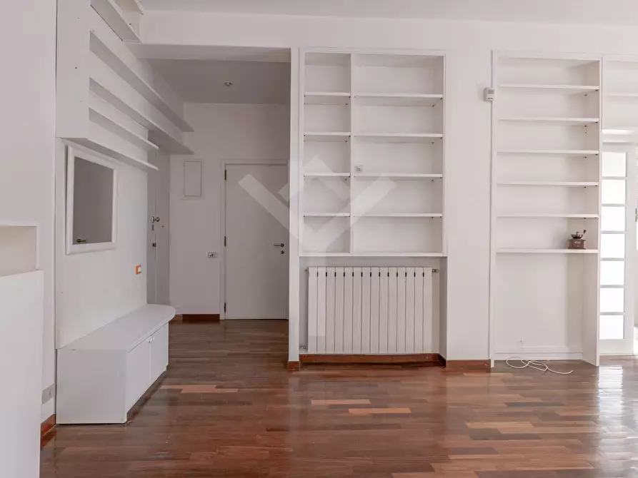 Immagine 3 di Appartamento in affitto  in Via Ippolito Pindemonte a Roma