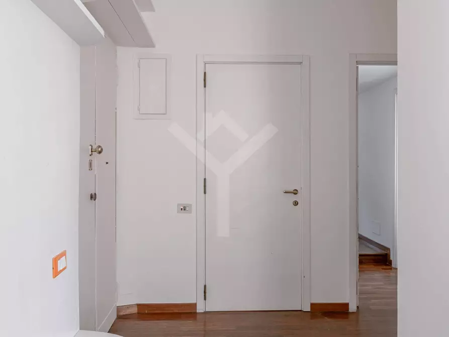 Immagine 17 di Appartamento in affitto  in Via Ippolito Pindemonte a Roma