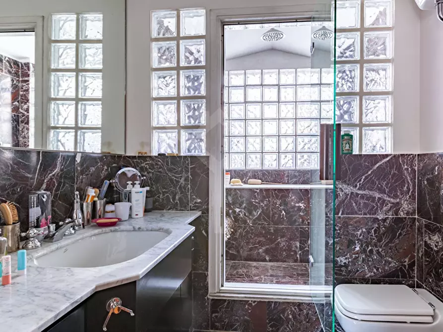 Immagine 13 di Appartamento in affitto  in Via Tagliamento a Roma