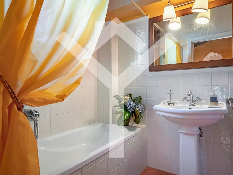 Immagine 37 di Villa in vendita  in Toraccia di Chiusi a San Gimignano