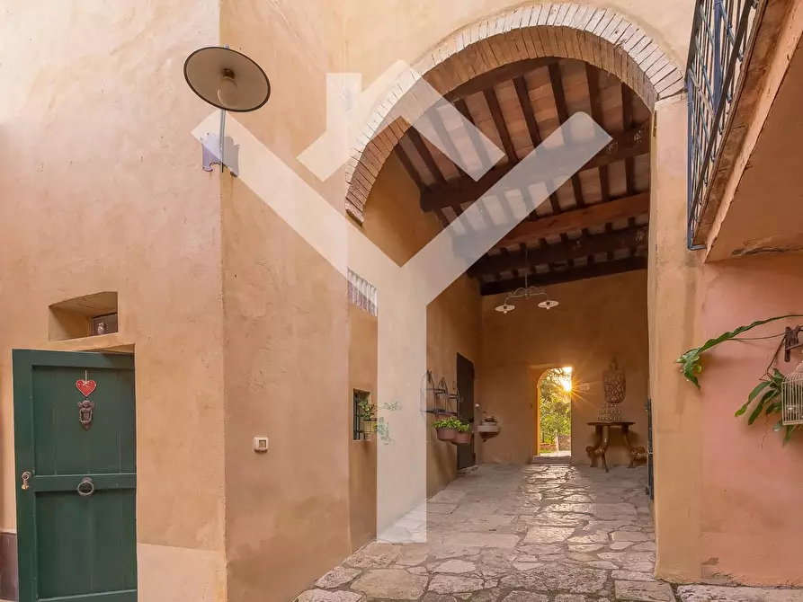 Immagine 42 di Villa in vendita  in Toraccia di Chiusi a San Gimignano