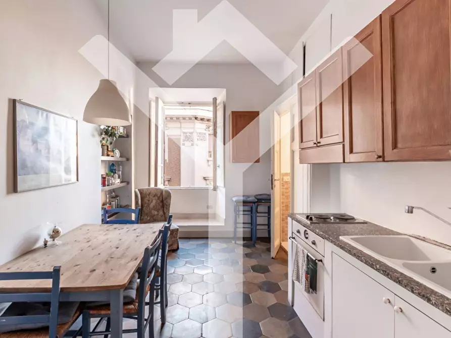 Immagine 4 di Appartamento in vendita  in Via Flavia a Roma