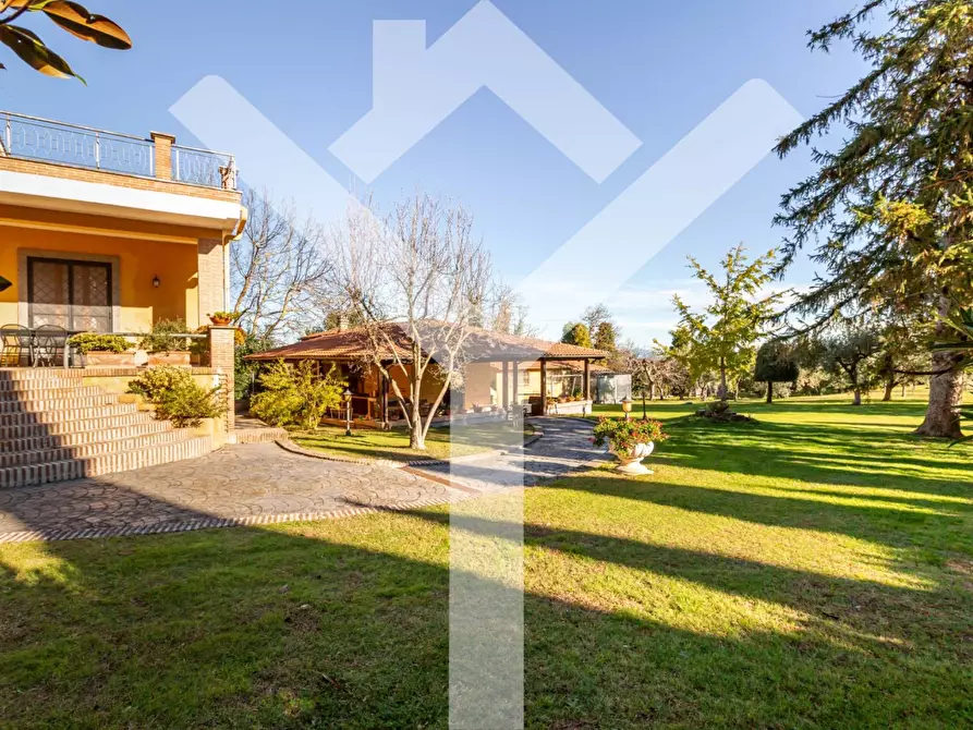 Immagine 37 di Villa in vendita  in Località le Forche a Ronciglione