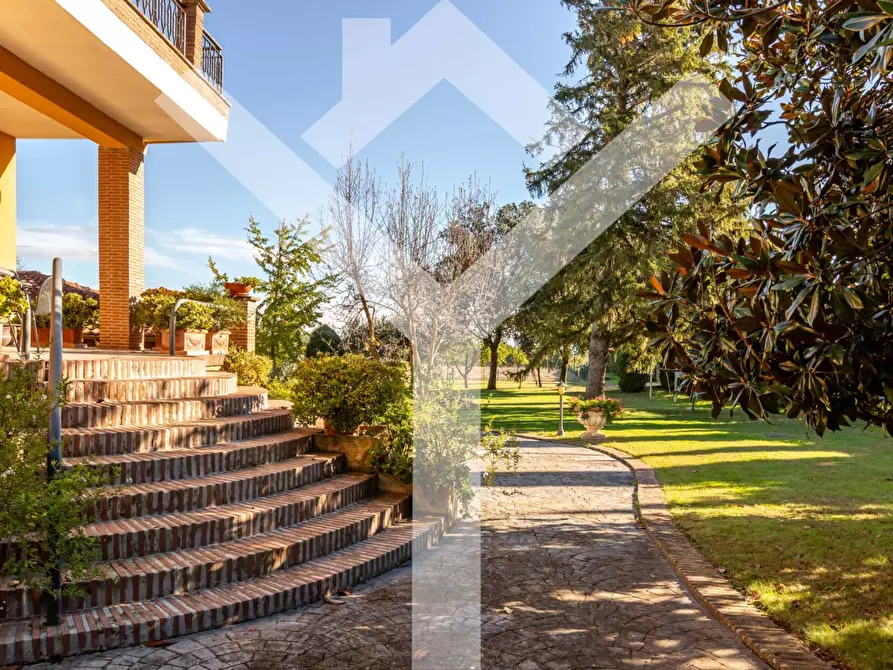 Immagine 45 di Villa in vendita  in Località le Forche a Ronciglione