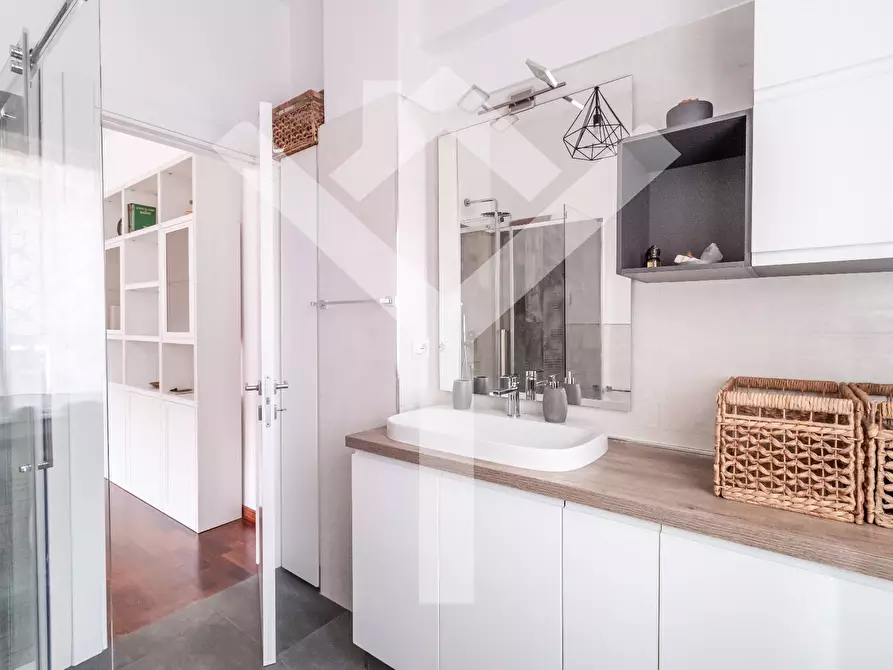 Immagine 11 di Attico in affitto  in Via Umberto Biancamano a Roma