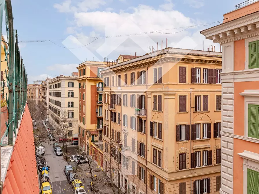 Immagine 28 di Attico in affitto  in Via Umberto Biancamano a Roma