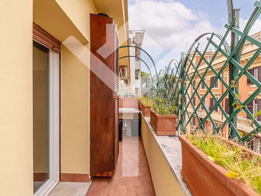 Immagine 31 di Attico in affitto  in Via Umberto Biancamano a Roma