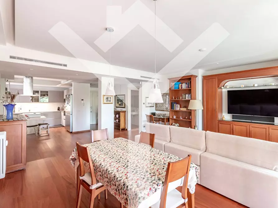 Immagine 10 di Attico in vendita  in Via Flaminia Nuova a Roma