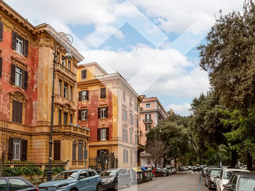 Immagine 30 di Appartamento in vendita  in Viale Giuseppe Mazzini a Roma