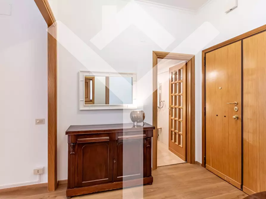 Immagine 21 di Appartamento in affitto  in Via Girolamo Dandini a Roma