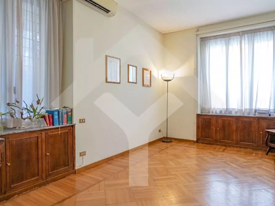 Immagine 2 di Appartamento in vendita  in Viale Bruno Buozzi a Roma