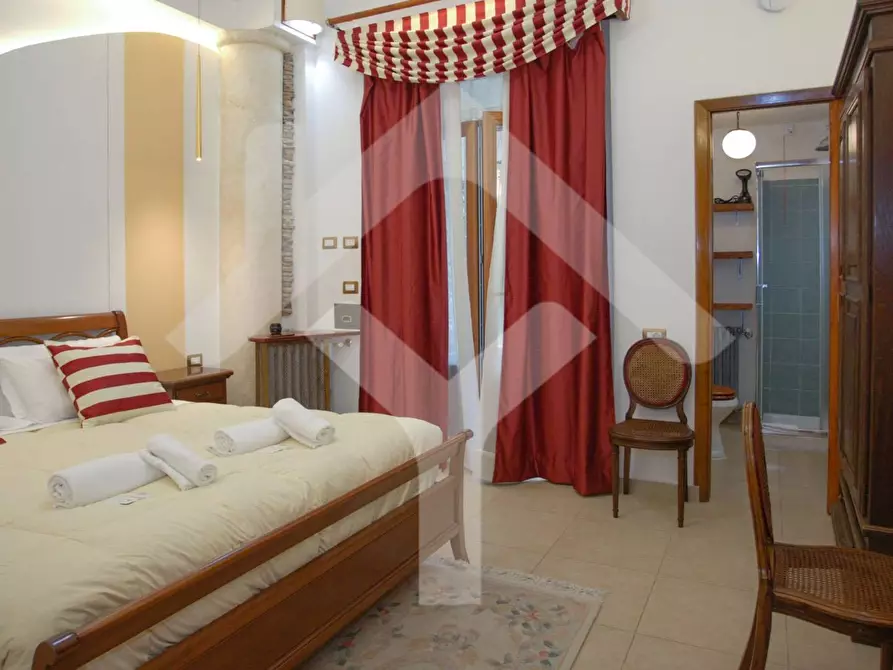 Immagine 12 di Appartamento in vendita  in Via Montegiove a Roma