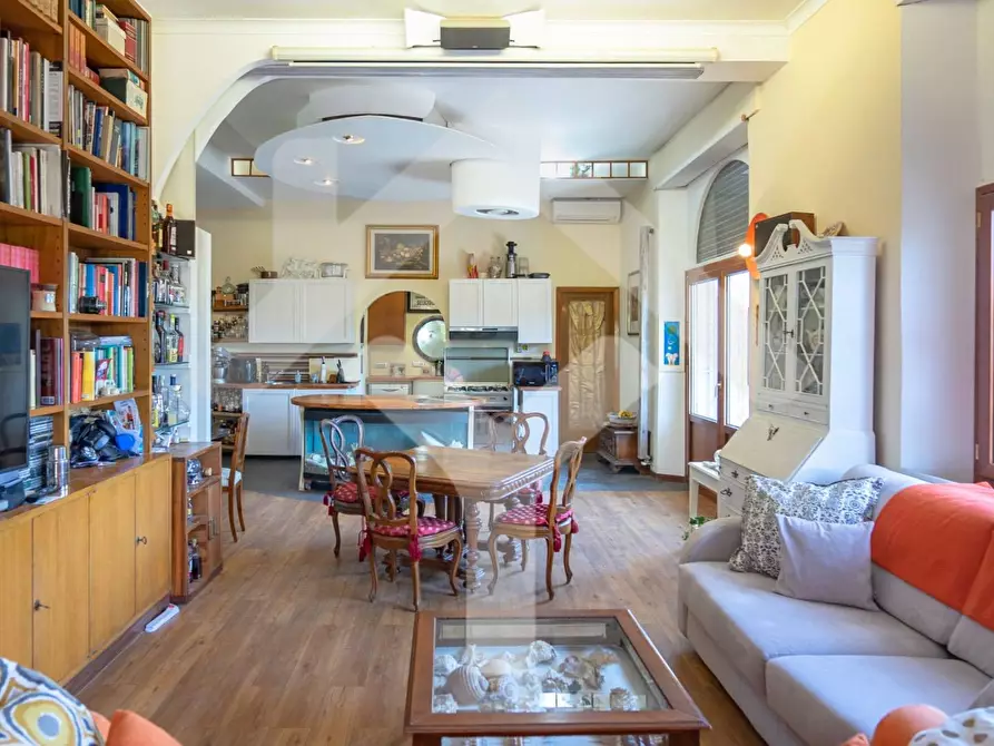 Immagine 20 di Appartamento in vendita  in Via Montegiove a Roma