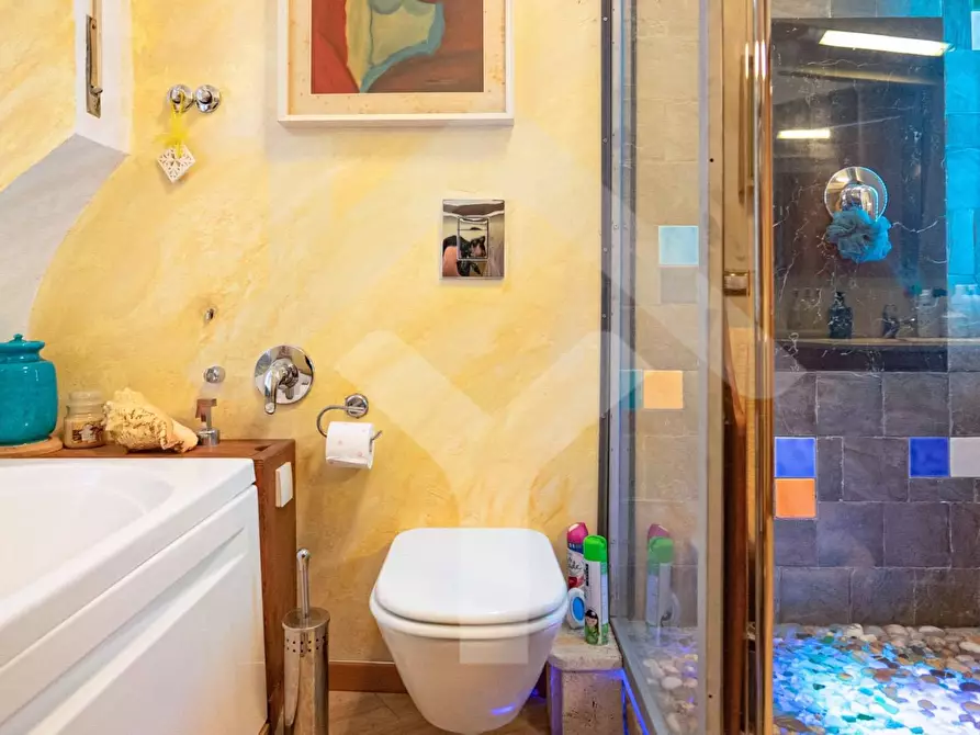 Immagine 17 di Appartamento in vendita  in Via Montegiove a Roma