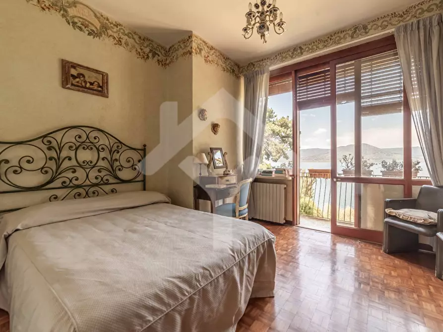 Immagine 7 di Villa in vendita  in Strada provinciale 39 Valle di Vico a Ronciglione