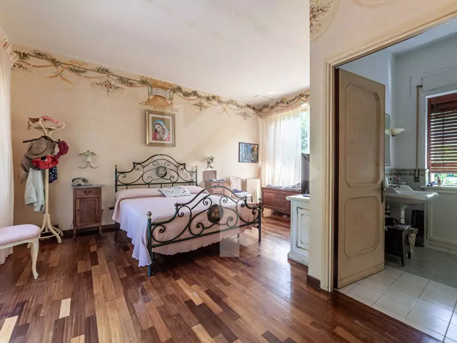 Immagine 9 di Villa in vendita  in Strada provinciale 39 Valle di Vico a Ronciglione