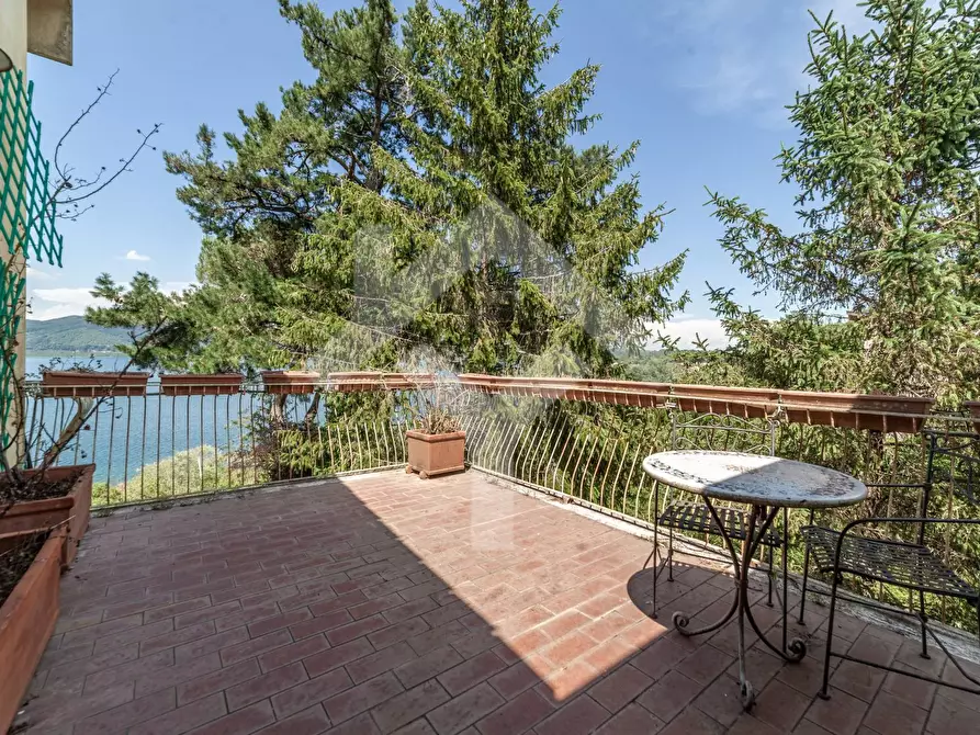 Immagine 8 di Villa in vendita  in Strada provinciale 39 Valle di Vico a Ronciglione