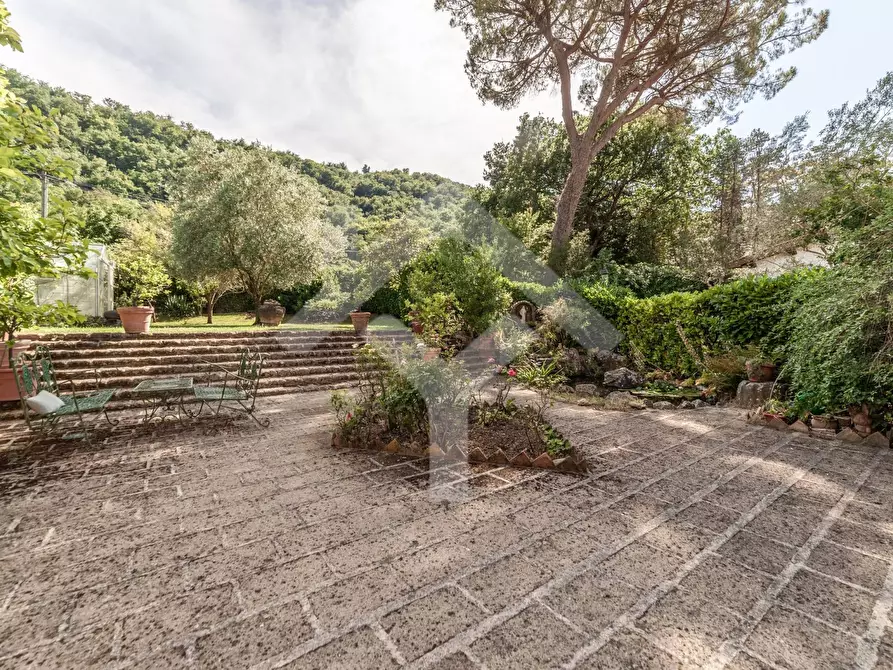 Immagine 29 di Villa in vendita  in Strada provinciale 39 Valle di Vico a Ronciglione