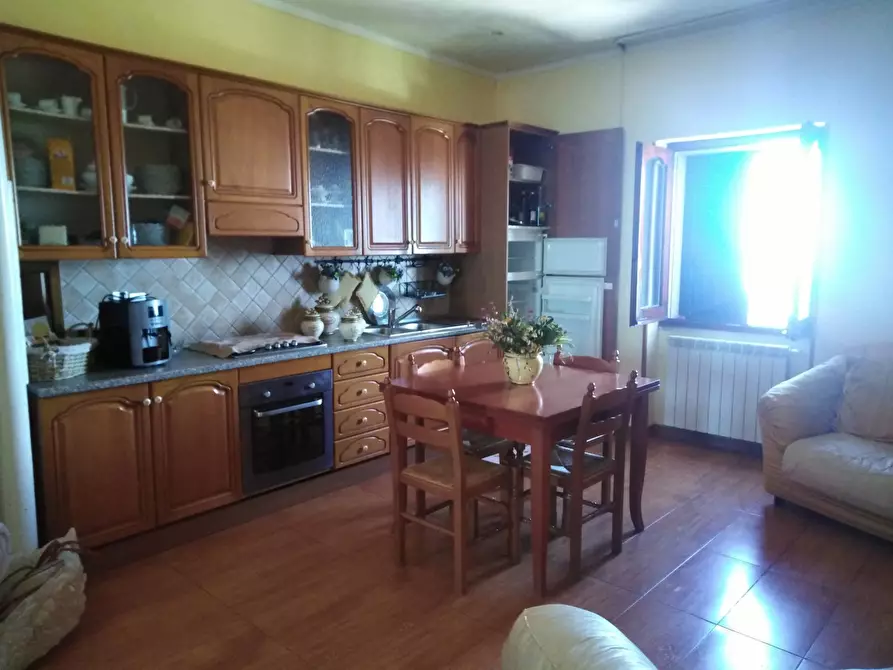 Immagine 4 di Appartamento in vendita  in Via CROCI 21 a Vico Del Gargano