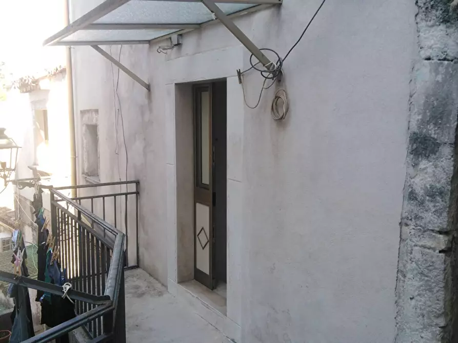 Immagine 3 di Appartamento in vendita  in Via Raspone 10 a Vico Del Gargano