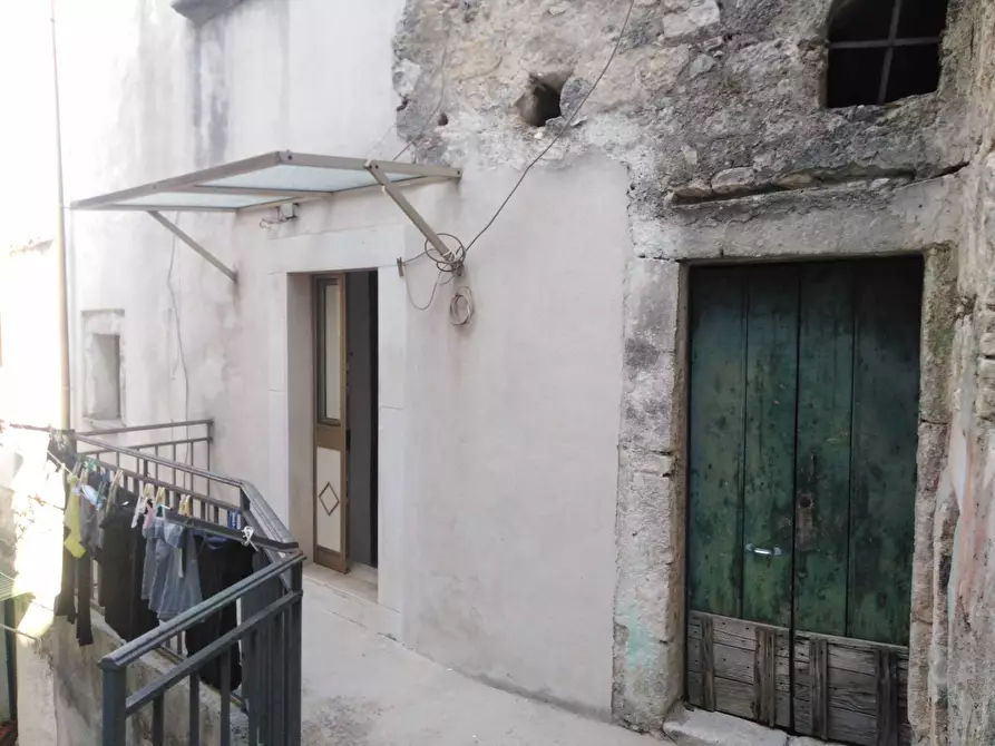 Immagine 4 di Appartamento in vendita  in Via Raspone 10 a Vico Del Gargano