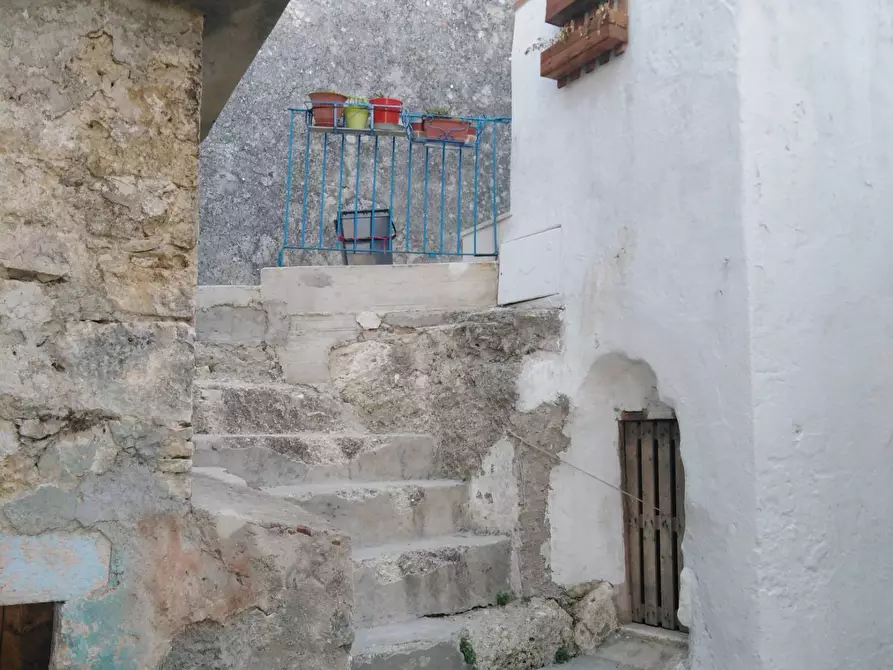 Immagine 14 di Appartamento in vendita  in Via Raspone 10 a Vico Del Gargano