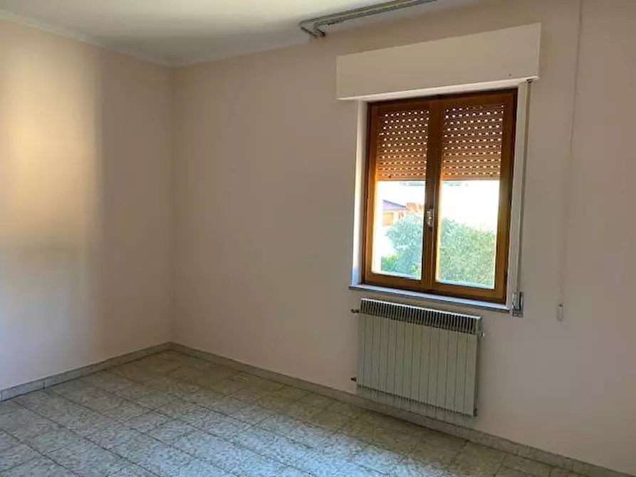 Immagine 3 di Appartamento in vendita  in Via Pirandello 10 a Sannicandro Garganico