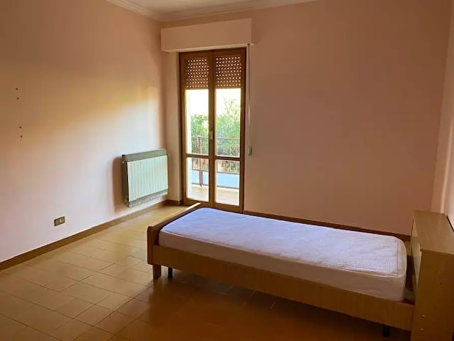 Immagine 17 di Appartamento in vendita  in Via Pirandello 10 a Sannicandro Garganico