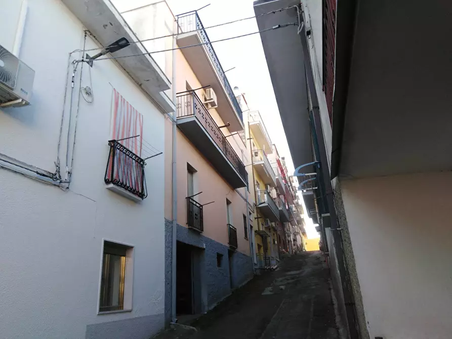 Immagine 2 di Appartamento in vendita  in Via Papa Giovanni XXIII 25 a Cagnano Varano