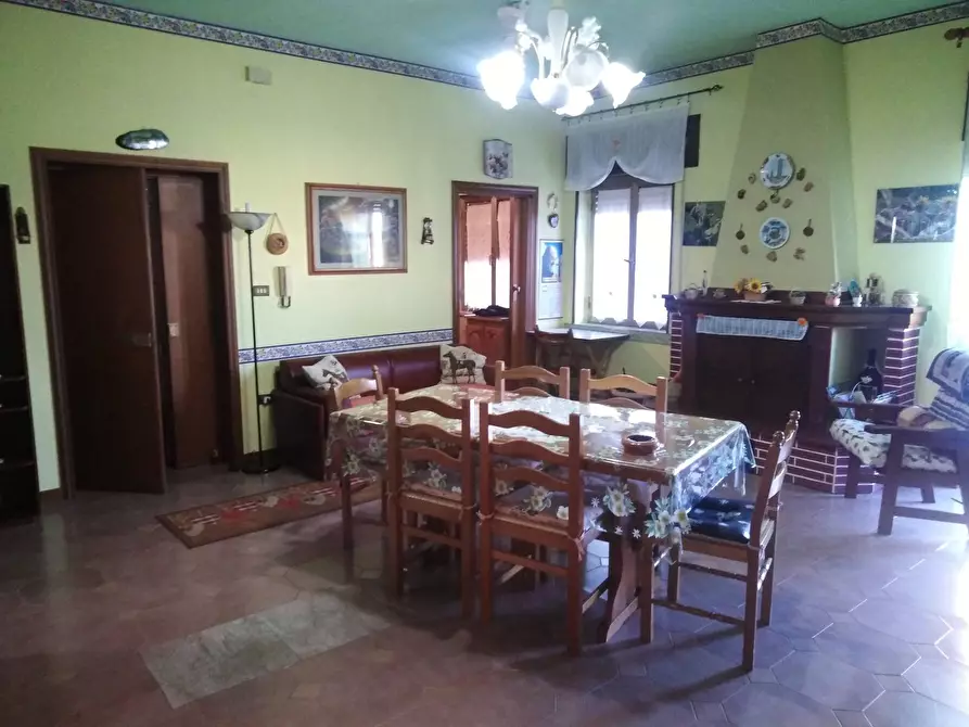 Immagine 5 di Appartamento in vendita  in Via Papa Giovanni XXIII 25 a Cagnano Varano