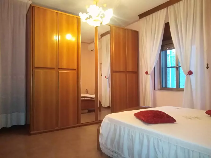 Immagine 14 di Appartamento in vendita  in Via Papa Giovanni XXIII 25 a Cagnano Varano