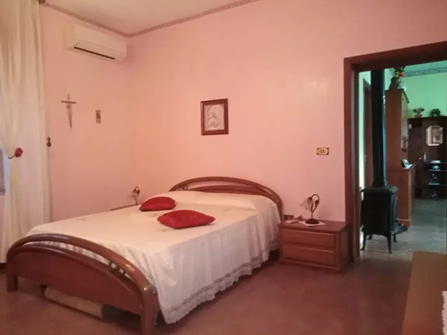 Immagine 15 di Appartamento in vendita  in Via Papa Giovanni XXIII 25 a Cagnano Varano