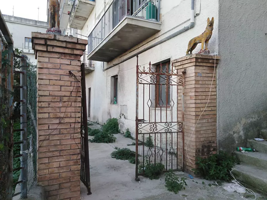 Immagine 1 di Appartamento in vendita  in Via Umberto I° 124 a Cagnano Varano
