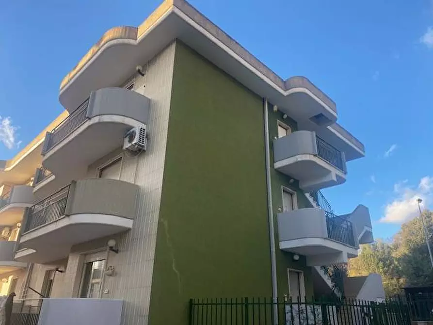Immagine 2 di Appartamento in vendita  in Via Dei Maceristi 7 a Sannicandro Garganico