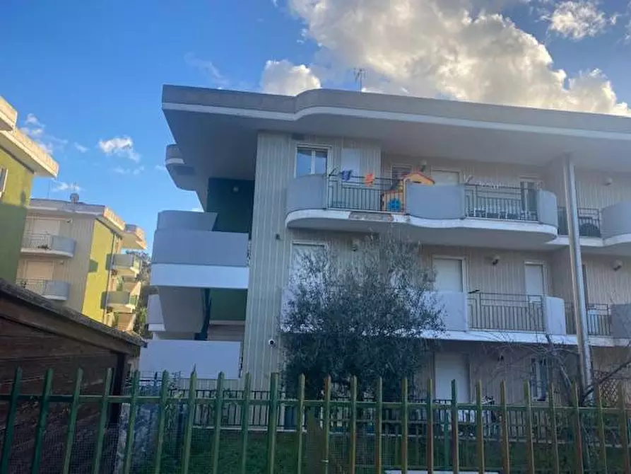 Immagine 3 di Appartamento in vendita  in Via Dei Maceristi 7 a Sannicandro Garganico