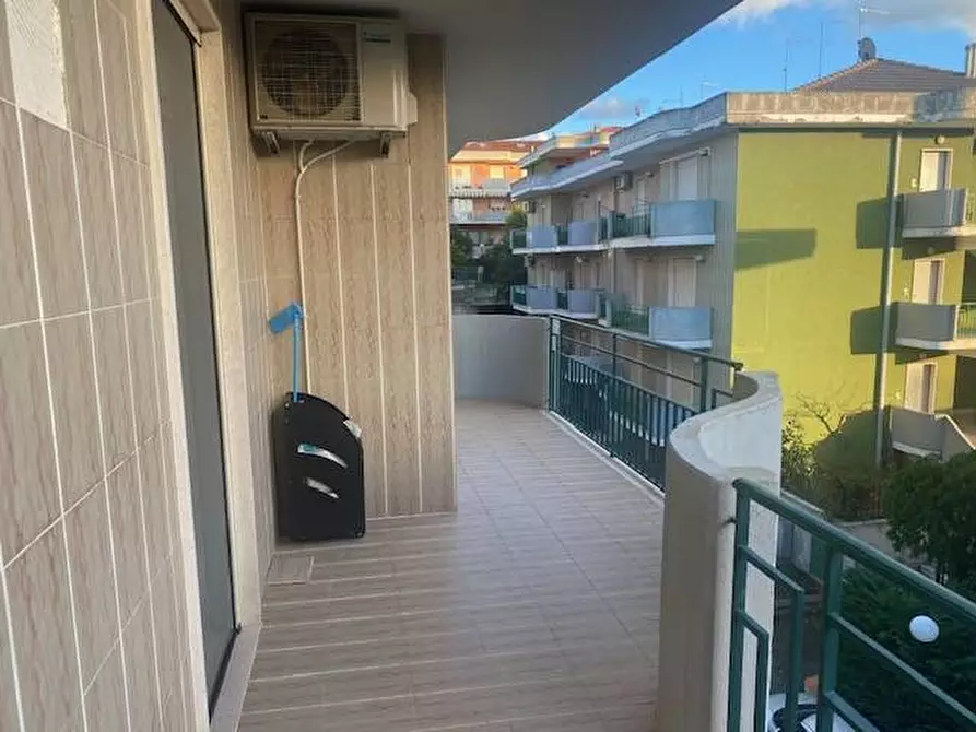 Immagine 25 di Appartamento in vendita  in Via Dei Maceristi 7 a Sannicandro Garganico