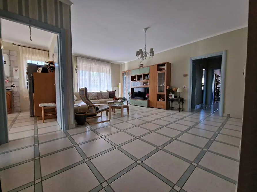 Immagine 11 di Appartamento in vendita  in Via Madonna di Fatima 1/A a Sannicandro Garganico